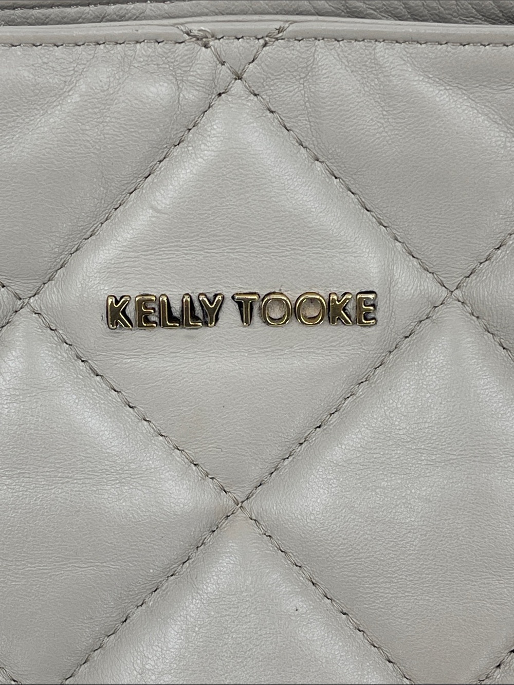 KELLY TOOKE Beige Leather Shoulder Bag with Red Suede Interior QUILTED STITCHING - Picture 2 of 12